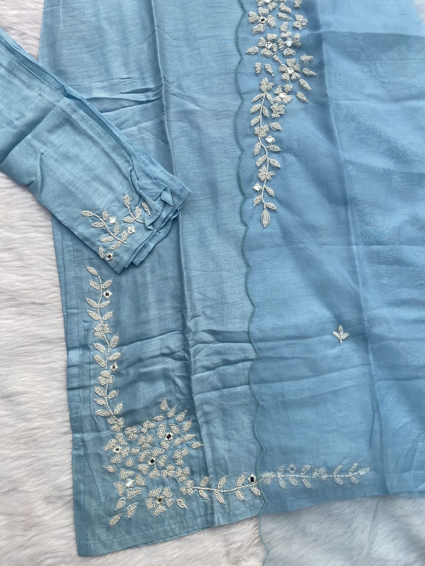 ‘’HEER” Sea blue Dola Silk Set