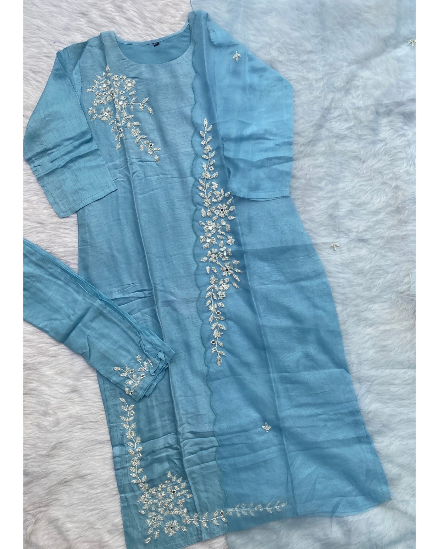 ‘’HEER” Sea blue Dola Silk Set