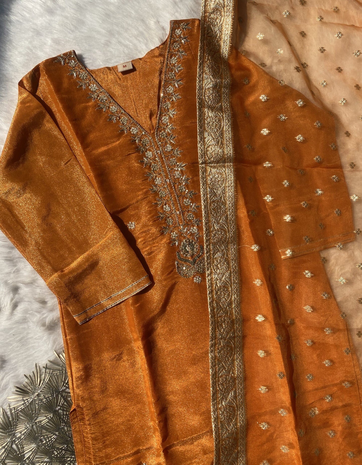 “Afreen” Tissue silk straight kurti with straight pants and dupatta 🌙