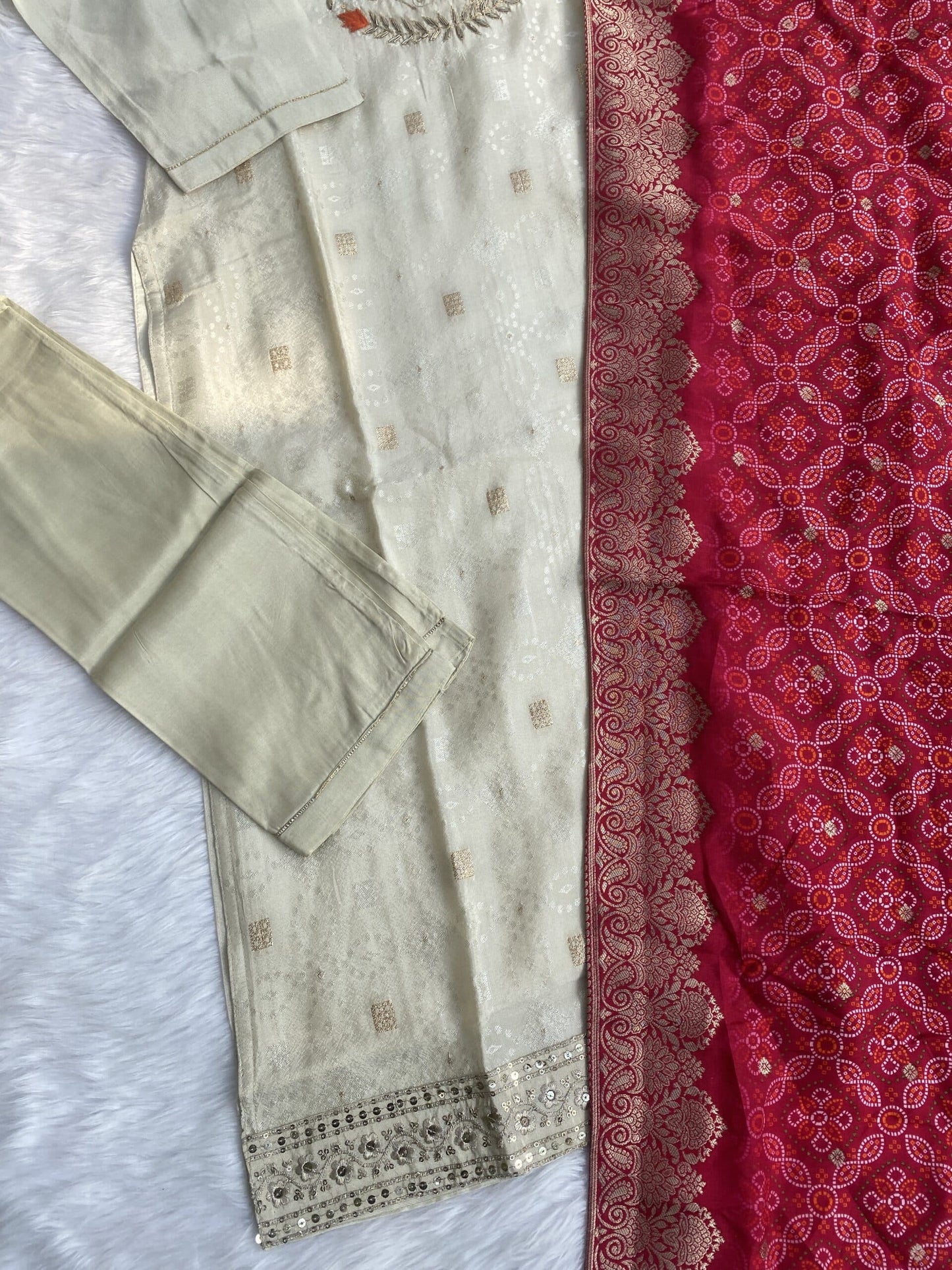 “Nisha” Tissue silk straight kurti with straight pants and dupatta 🌙