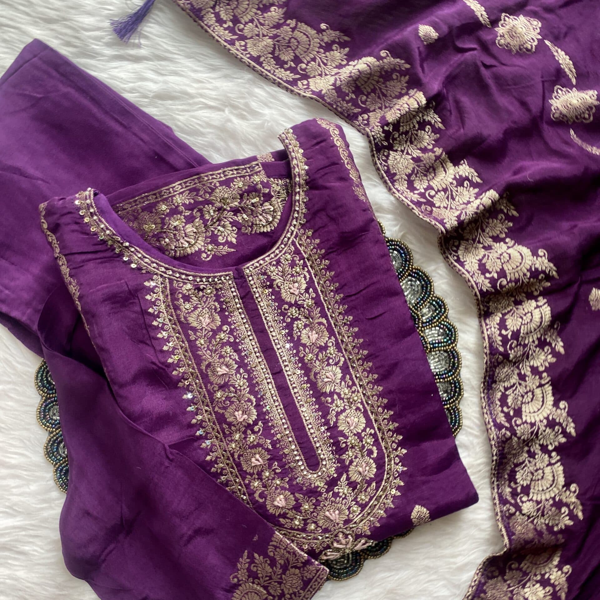 “Suhani” Beautiful russian jacquard kurti pant with dupatta set