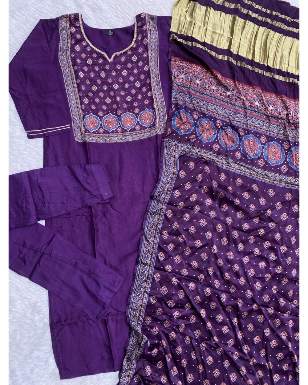 “Arya” Russian silk kurti bottom with gajji silk dupatta set