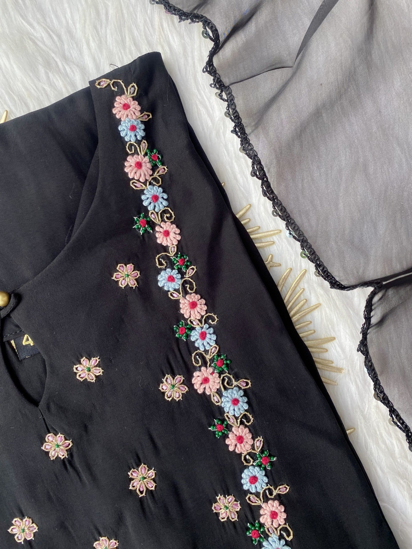 “Inaayat” Beautifully black silk kurta bottom with dupatta set