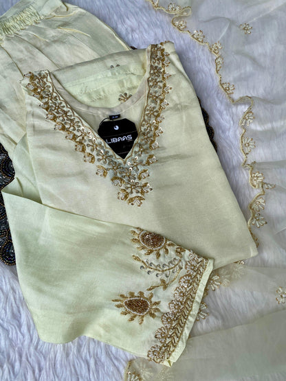 “Rehmat” Festive wear Dola silk kurta bottom with dupatta set 🛍️