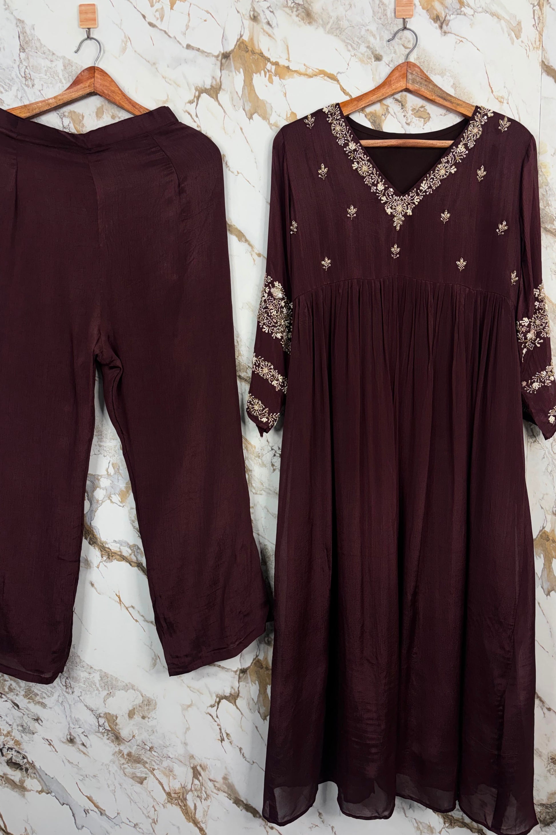 “Az026” Premium Party Wear Chinnon Anarkali Suit set 🛍️