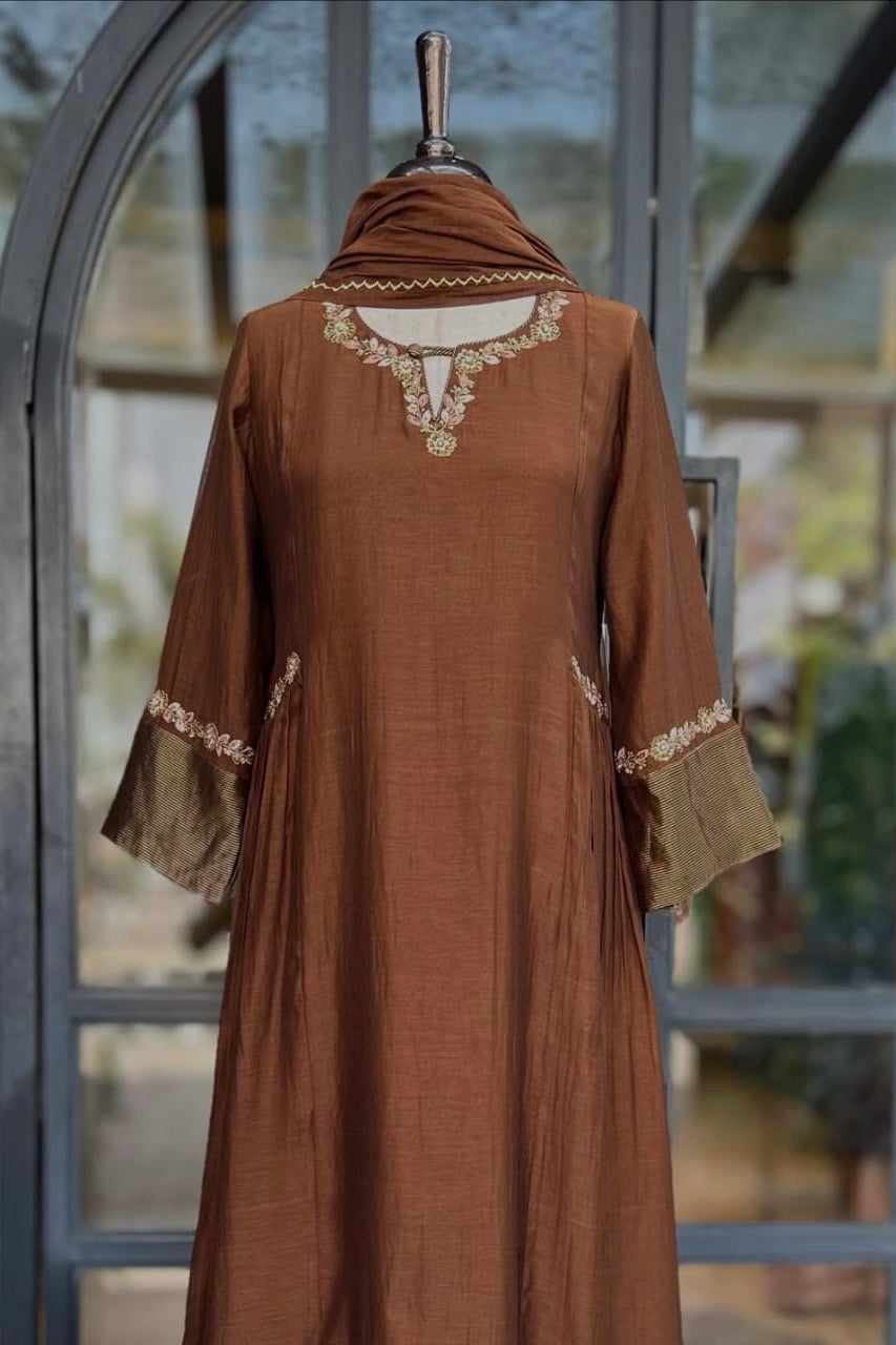 ✨Aabira – Coffee Brown Mul Chanderi Anarkali kurti bottom with dupatta