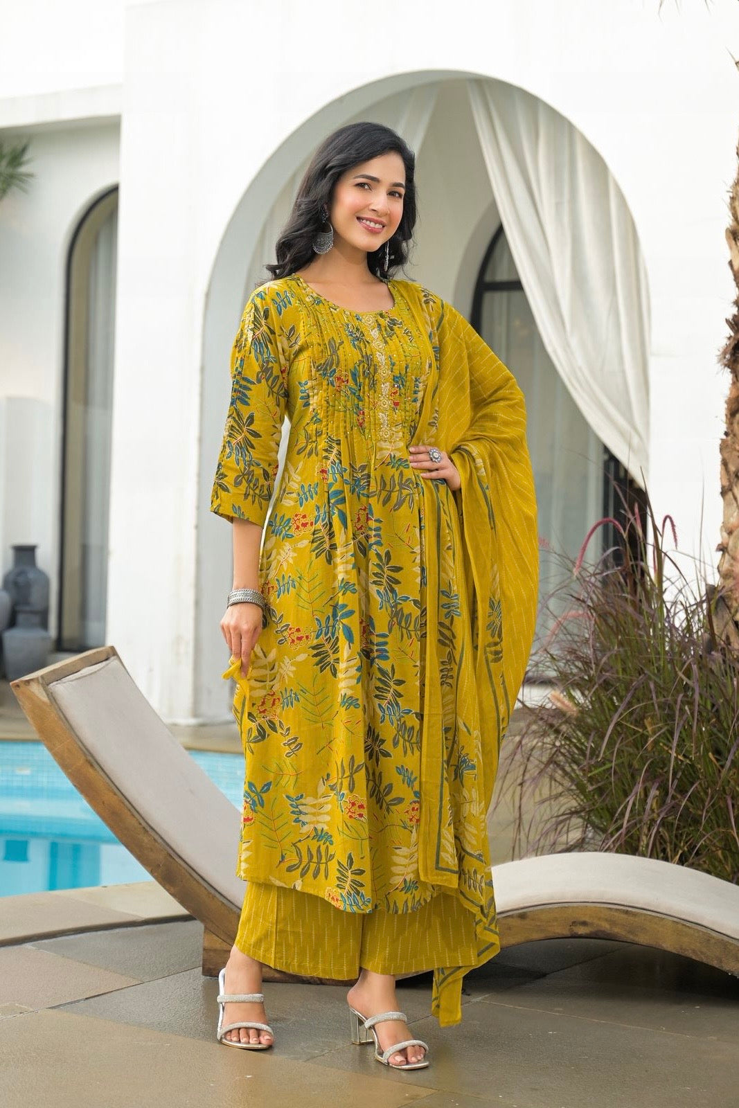 “Driti” Floral Printed Cotton Kurta pant with Dupatta set