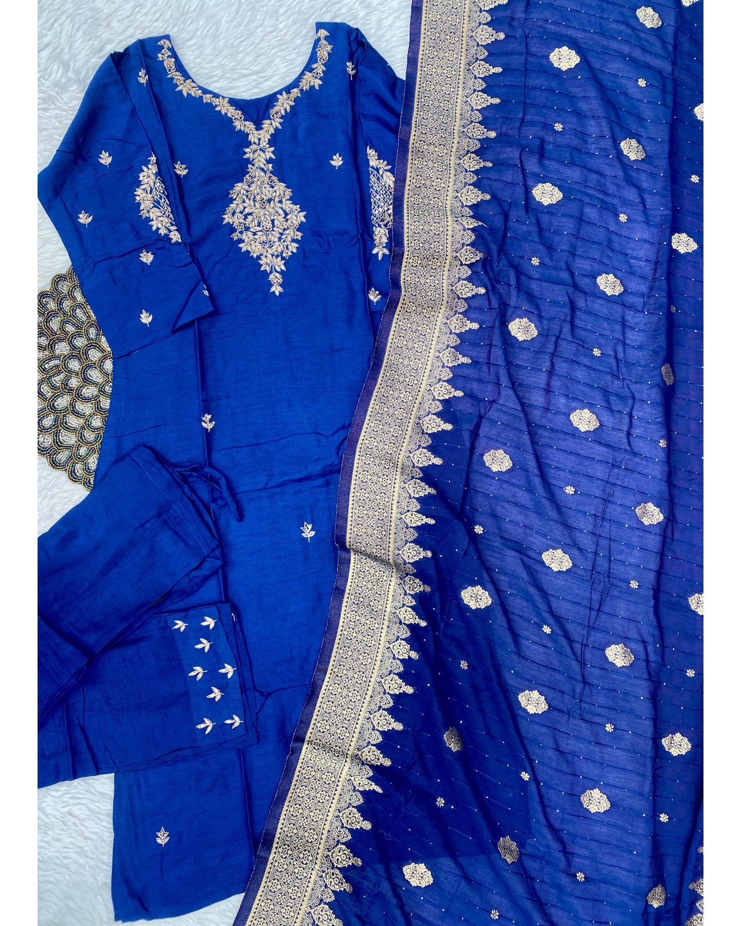 "Khushali" Silver zardozi work dola silk set