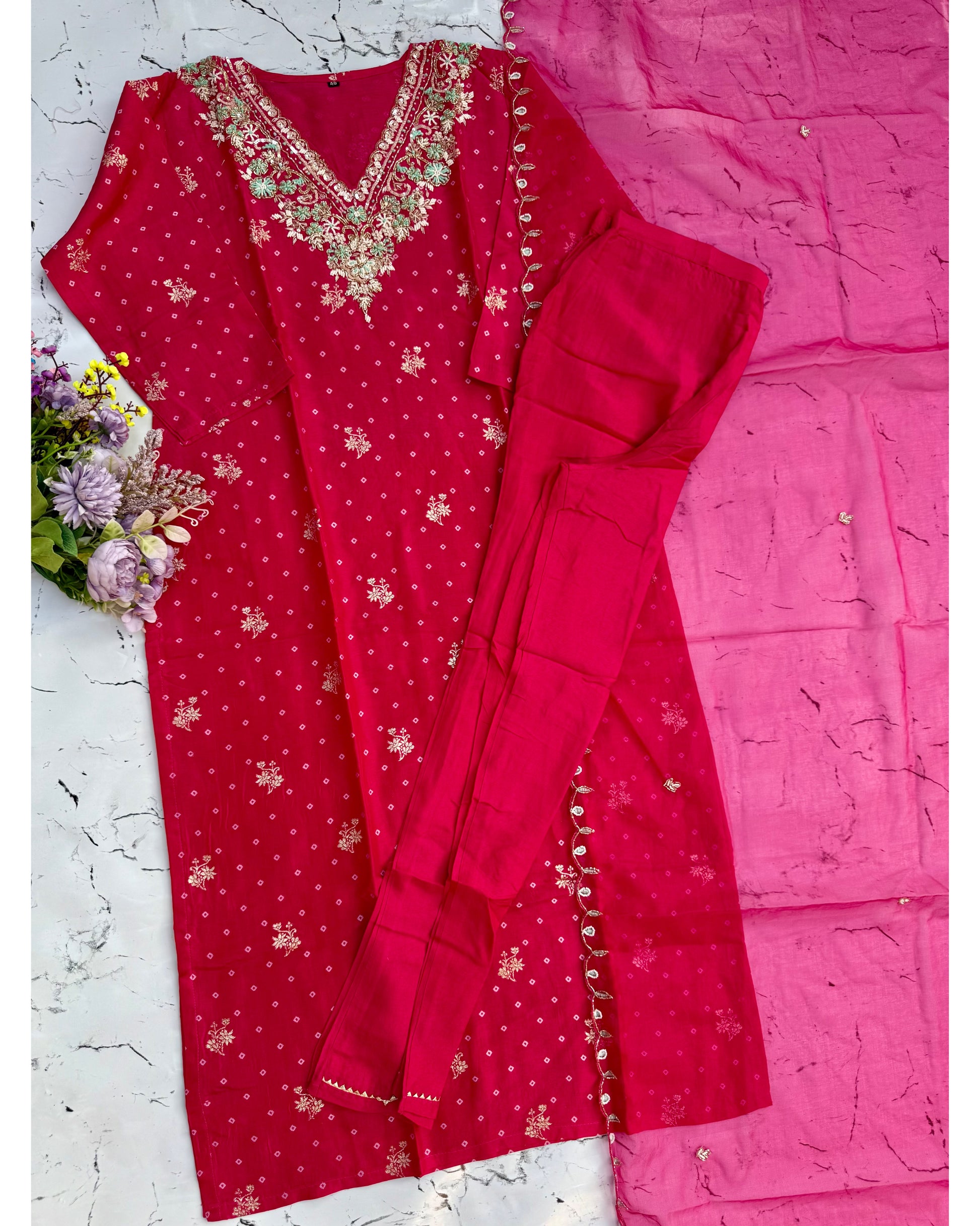 ‘’Rani” Beautiful Pink shade Russian  jacquard bhandej kurti set 🛍️