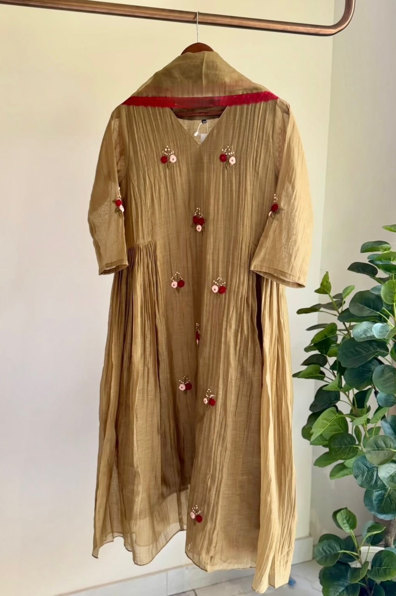 Gold – Eid Special Premium Mul Chanderi Anarkali Kurta Set