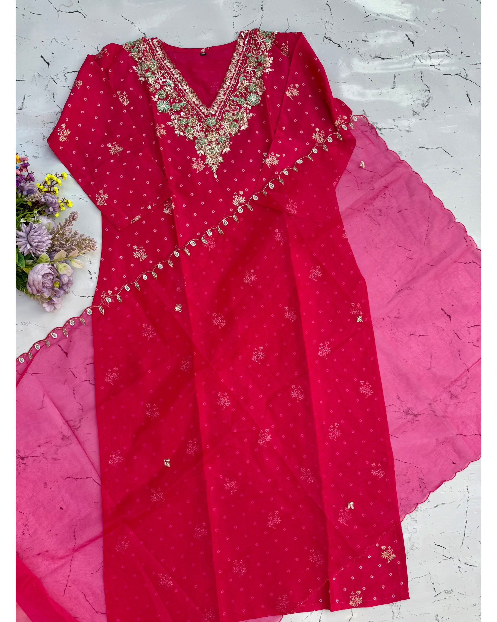 ‘’Rani” Beautiful Pink shade Russian  jacquard bhandej kurti set 🛍️