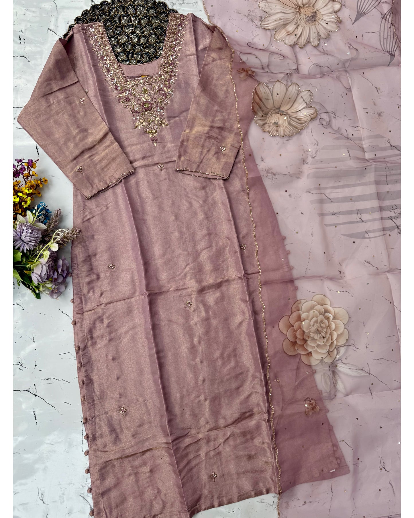 “Samita” Box design Party wear Tissue silk kurti palazzo set 🛍️