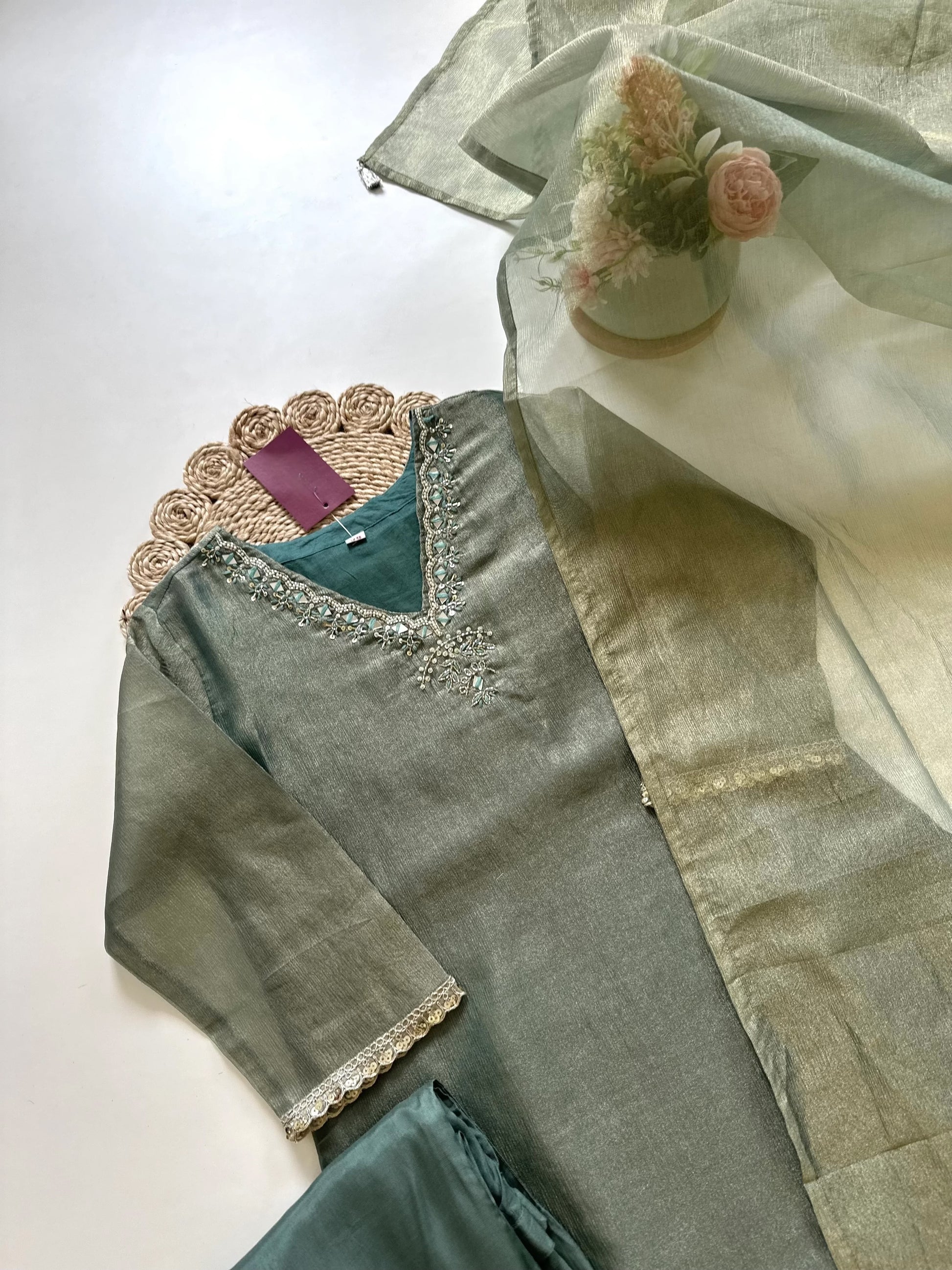 “Charvi” Crush tissue light weight v neck kurta set