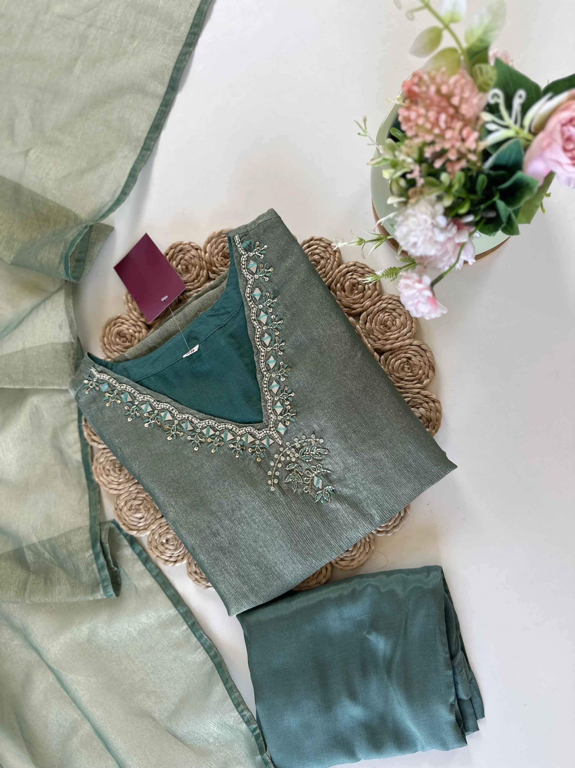“Charvi” Crush tissue light weight v neck kurta set