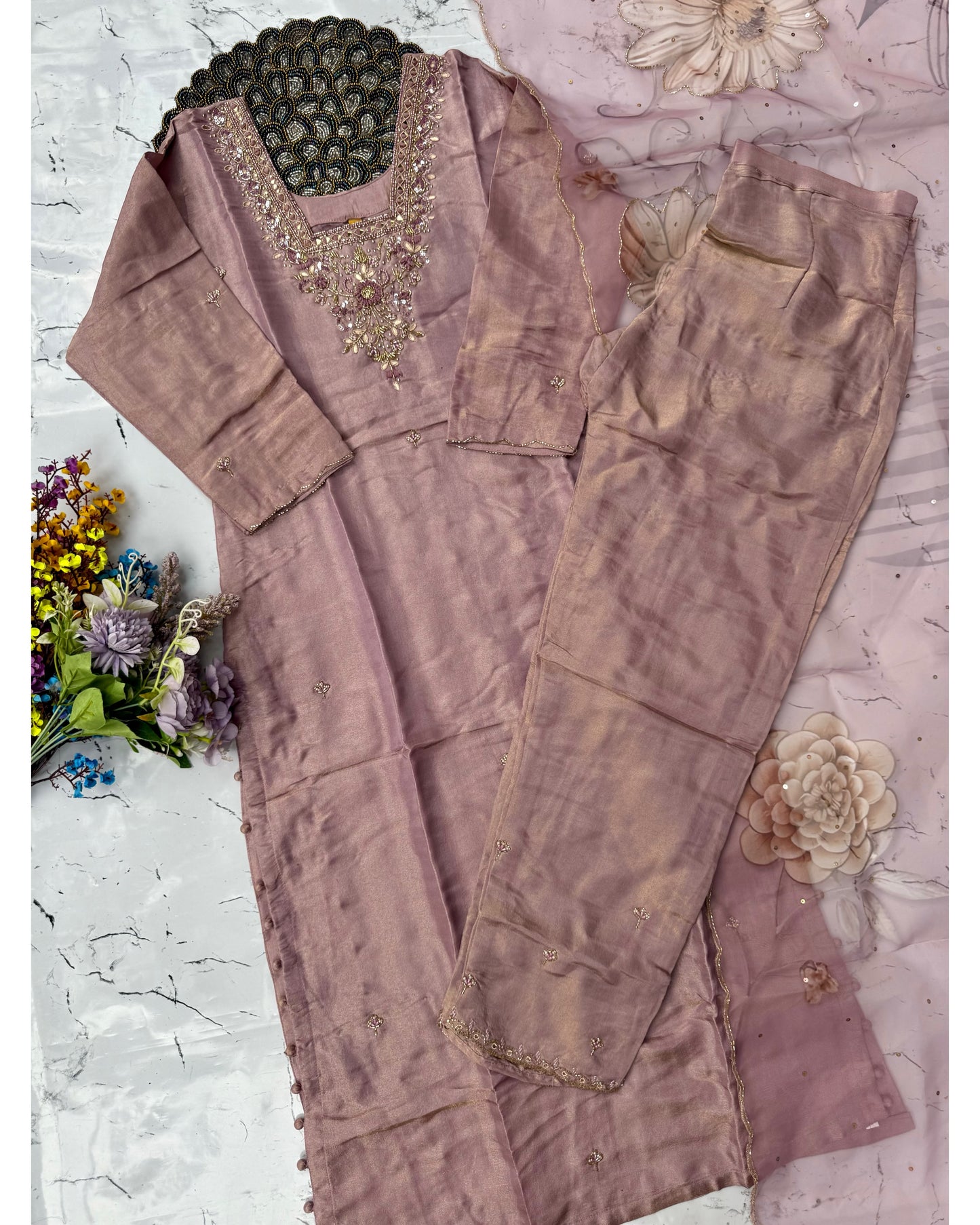 “Samita” Box design Party wear Tissue silk kurti palazzo set 🛍️