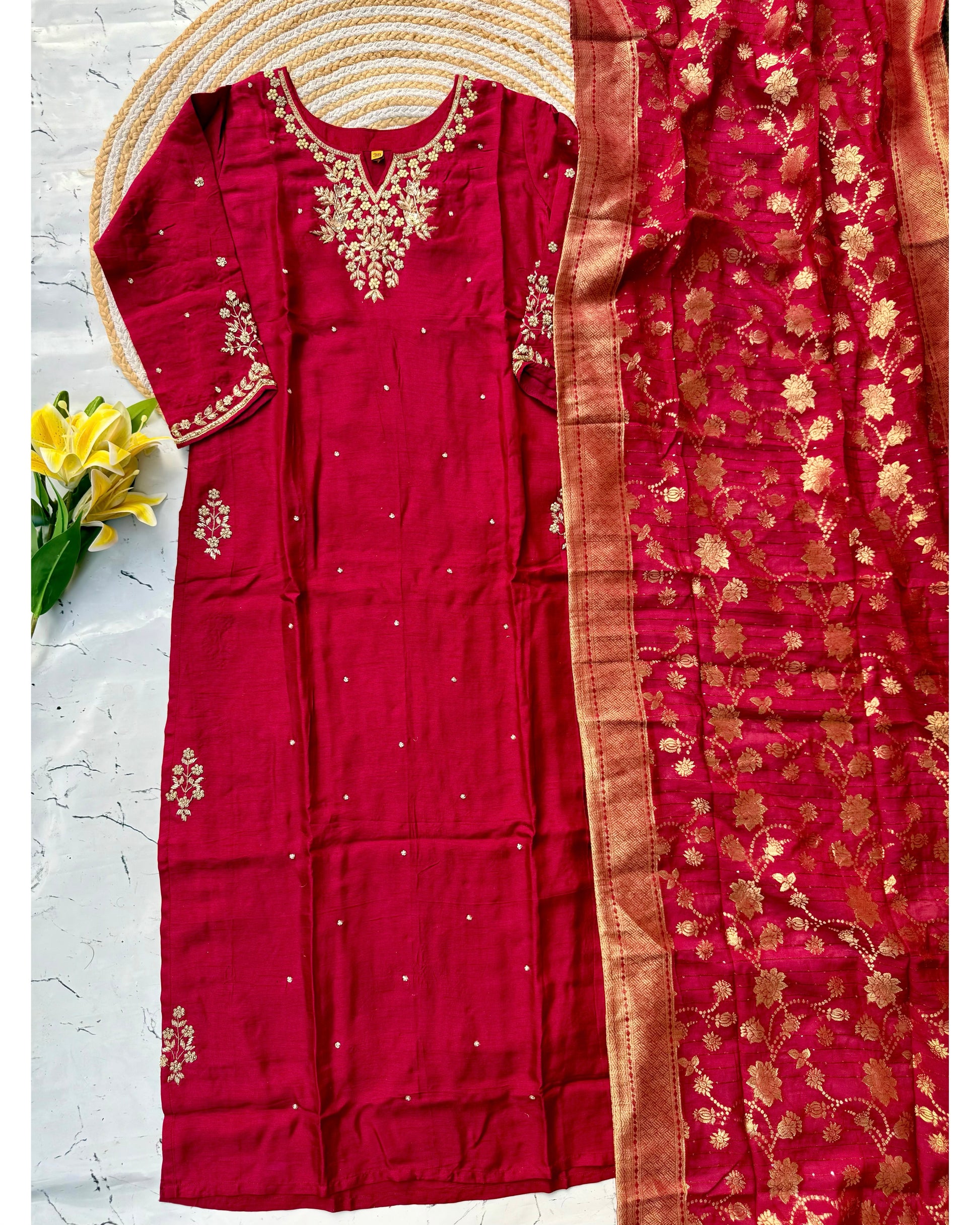 “Eshani” Party wear maroon Dola silk kurti set 🛍️