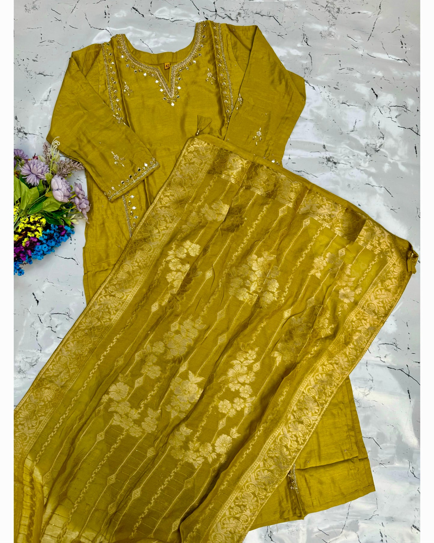 “Nisar” A very beautiful party wear heavy handwork set 🛍️