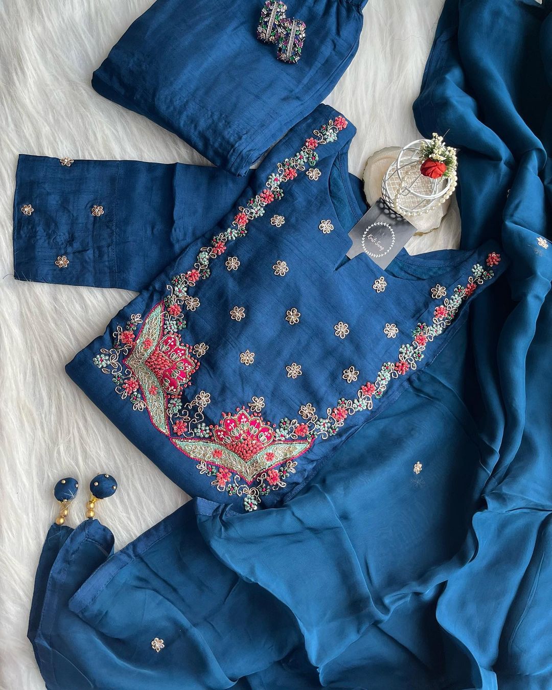 Beautiful Blue Dola Silk Kurta Pant And Dupatta Set – Libaas king